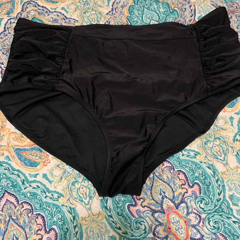 High waisted swim bottoms
